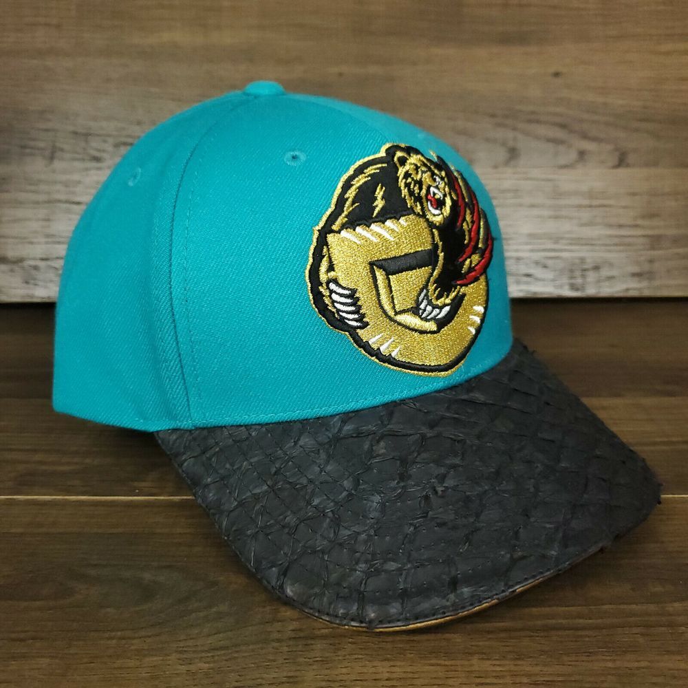 Vancouver Grizzlies Mitchell & Ness NBA Strapback Hat Cap Fish Skin Bill NWT - Picture 3 of 8